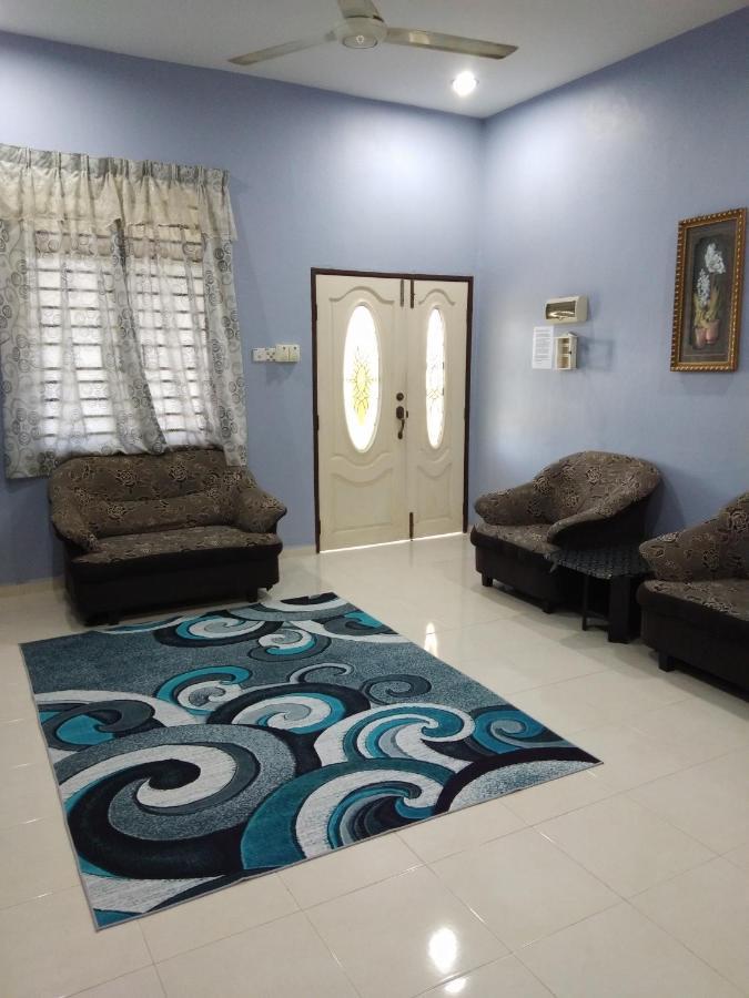 Davallia Homestay Dungun Exterior photo